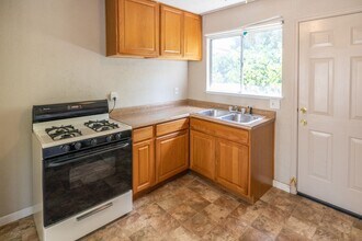 2112 Tenth St in Berkeley, CA - Building Photo - Building Photo