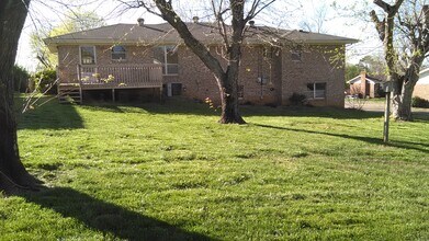 2512 Sharron Dr in Chattanooga, TN - Building Photo - Building Photo