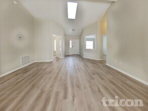 5460 Running Creek Ln in Jacksonville, FL - Building Photo - Building Photo