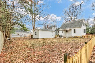 502 E Washington St in Urbana, IL - Building Photo - Building Photo