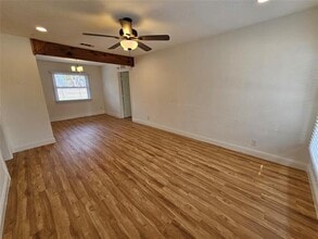 1002 Highland Dr in Grand Prairie, TX - Building Photo - Building Photo