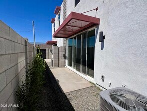 1017 E Pasadena Ave in Phoenix, AZ - Building Photo - Building Photo