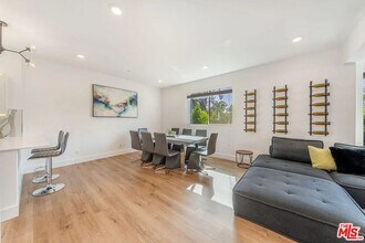 4637 Laurel Canyon Blvd in Los Angeles, CA - Building Photo - Building Photo
