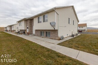 1665 W 150 N in Tremonton, UT - Building Photo - Building Photo