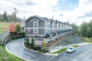Eaton Square in Surrey, BC - Building Photo