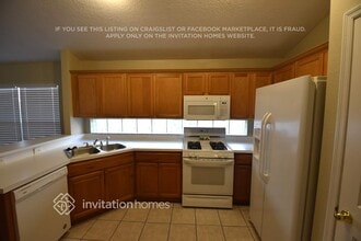 5611 Hawkgrove Pl in Fish Hawk, FL - Foto de edificio - Building Photo