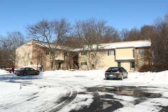 Elmwood Park Apartments in Lansing, MI - Building Photo - Building Photo