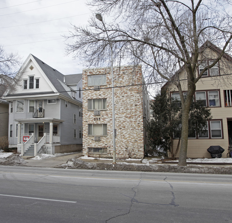 338 W Wilson St in Madison, WI - Building Photo