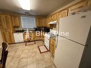 460 E Center St in Shelley, ID - Building Photo - Building Photo