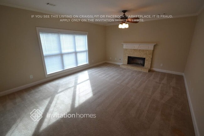 463 Strawberry Walk in Loganville, GA - Building Photo - Building Photo