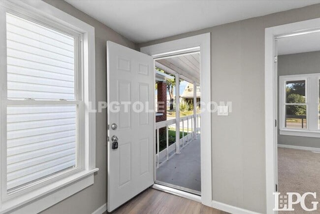 1204 Navarre Ave in Toledo, OH - Building Photo - Building Photo