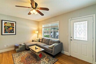 548 NE 9th Ave in Fort Lauderdale, FL - Building Photo - Building Photo