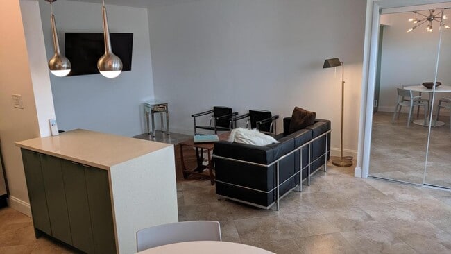 850 NE 13th St in Fort Lauderdale, FL - Building Photo - Building Photo