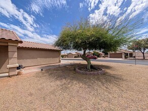 15746 W Elm St in Surprise, AZ - Building Photo - Building Photo
