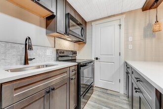 2772 University Ave, Unit 19 in Morgantown, WV - Building Photo - Building Photo