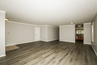 10802 Washington Bay Dr in Fishers, IN - Foto de edificio - Building Photo