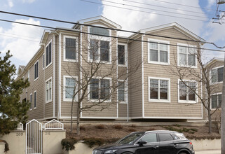 215 Beachfront in Manasquan, NJ - Building Photo - Building Photo