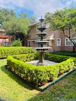 3619 Garrott St in Houston, TX - Building Photo