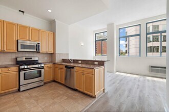 311 Washington St in Jersey City, NJ - Building Photo - Building Photo