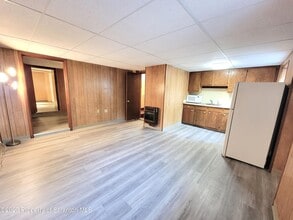 1817 Ash St in Scranton, PA - Building Photo - Building Photo