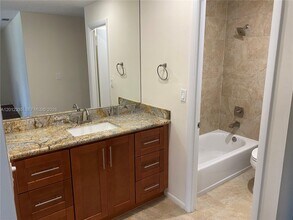 13711 SW 84th St in Miami, FL - Building Photo - Building Photo
