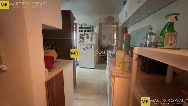 6 Smythe St, Unit 2 in Brookline, MA - Building Photo