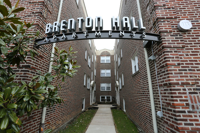 Brenton Hall/Hampden Manor Apartment Homes photo'