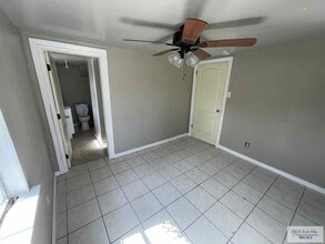 521 N 9th St in Harlingen, TX - Building Photo - Building Photo