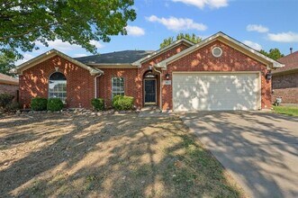 603 Jamie Ln in Mansfield, TX - Building Photo - Building Photo