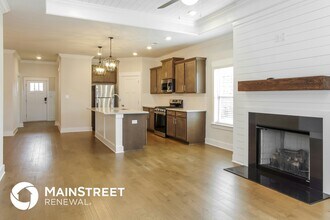 14705 Greenleaf Dr in Athens, AL - Foto de edificio - Building Photo