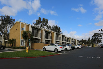 Windsor Park in San Diego, CA - Building Photo - Building Photo