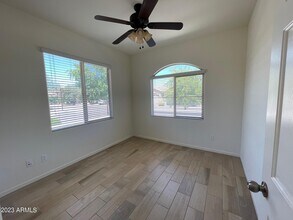 7621 W Quail Track Dr in Peoria, AZ - Building Photo - Building Photo