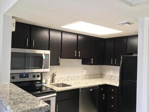 700 W University Dr, Unit 251 in Tempe, AZ - Building Photo - Building Photo