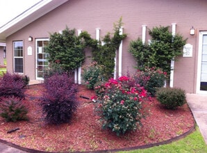 Parklane Apartments in Danville, AR - Building Photo - Building Photo