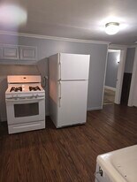 3093 N Michigan Ave, Unit Condo#3 in Saginaw, MI - Building Photo