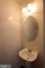 4312 Mallory Hill Ln in Fairfax, VA - Building Photo - Building Photo