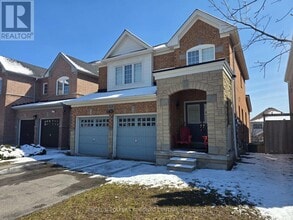 1628 Pennel Dr in Oshawa, ON - Building Photo - Building Photo
