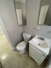 711 Gotham Ct-Unit -B in West Palm Beach, FL - Building Photo - Building Photo