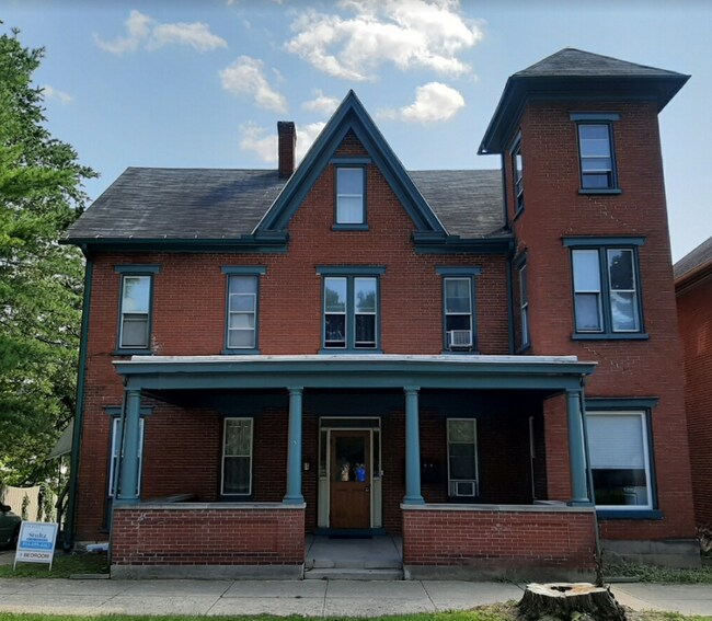 612 Allegheny St Apartments and Nearby Hollidaysburg Apartments For