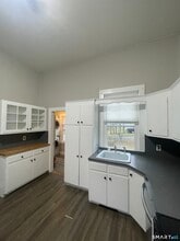 9 Hicksville Rd in Cromwell, CT - Building Photo - Building Photo