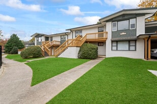 Crossdale Flats in Durham, NC - Building Photo