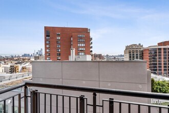610 Newark St. in Hoboken, NJ - Building Photo - Building Photo