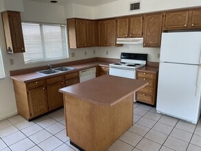 2536 N Corinthian Garden Dr in Nogales, AZ - Building Photo - Building Photo