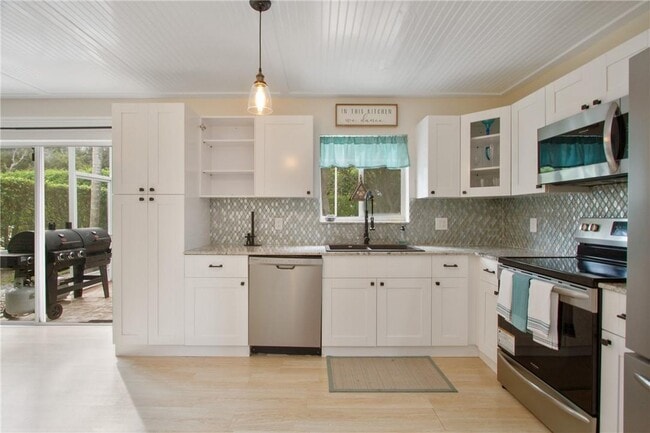 property at 6885 Barnwell Dr