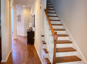 47 Kendall Ct in Bedford, MA - Foto de edificio - Building Photo