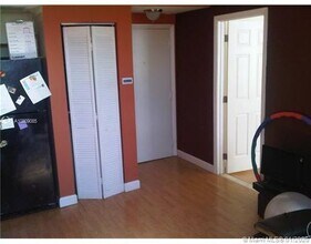 1342 Drexel Ave-Unit -306 in Miami Beach, FL - Building Photo - Building Photo