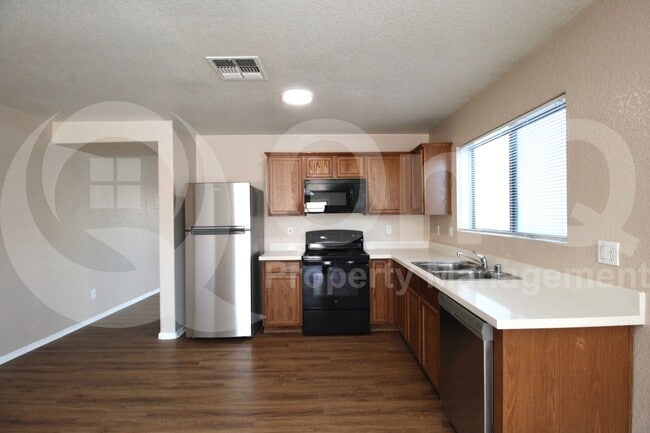 9628 W Cordes Rd in Tolleson, AZ - Building Photo - Building Photo