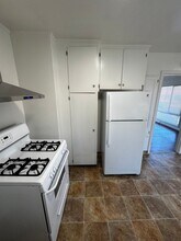 227-231 Mosswood Way in South San Francisco, CA - Building Photo - Building Photo