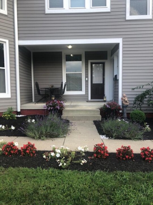 148 S Wayne St in Danville, IN - Building Photo