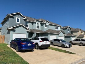 16909 Dancing Ava in Selma, TX - Building Photo